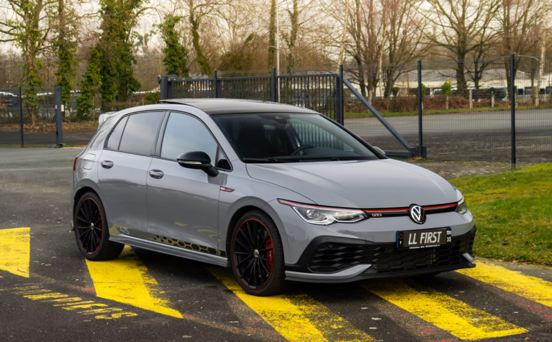 Volkswagen Golf 8 GTI