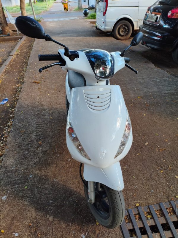 Piaggio ZIP 50 cm3 (BAOBAB)