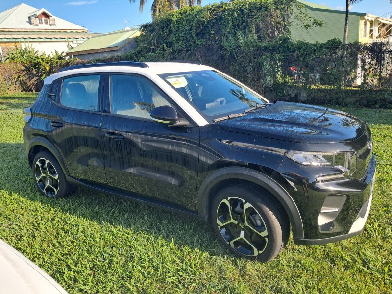 Citroën SUV - C3 plus new hybrid (ou similaire)