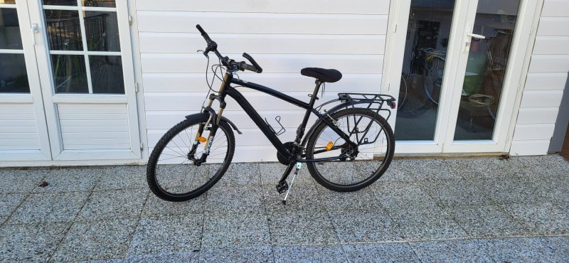  36- VTT H Olympique  noir 3x8vit