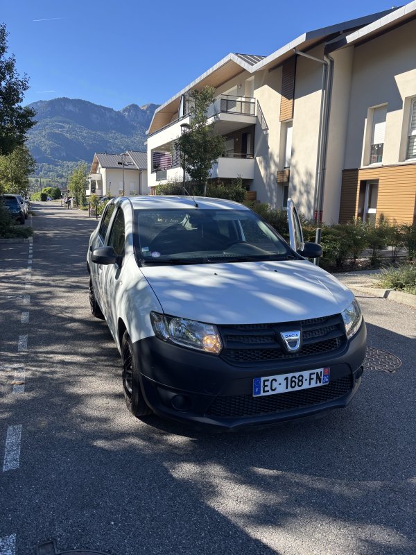 Dacia Sandero (2016)