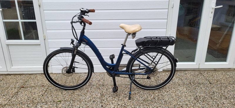 O2feel 19- Vélo électr VOG bleu O2feel -moteur arrière