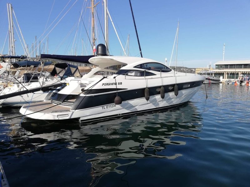Pershing 50 (2004) avec skipper
