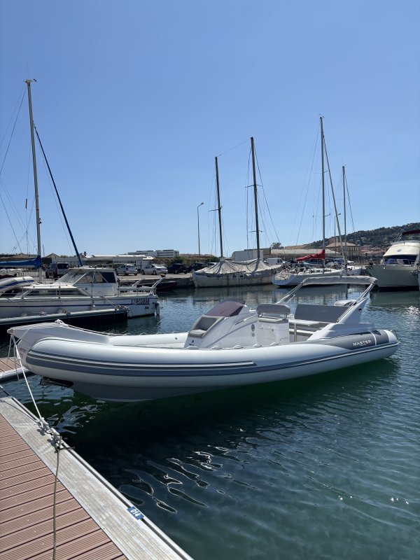 Master Gommoni Master 775 – 8,1m - 350cv