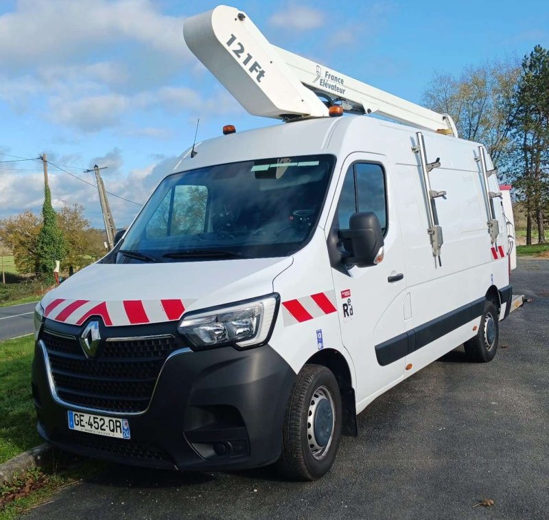 Renault Nacelle 121FT Master