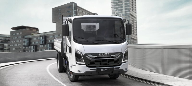 Isuzu M-27